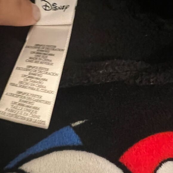 Kids oversized Disney Mickey Mouse Towel Coverup w hooded MM Ears. Size OSFM. - Picture 4 of 7